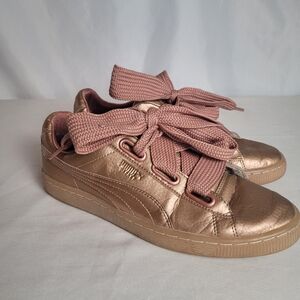 Puma Basket Heart Copper Rose Pink Sneakers Chunky Laces Women's Size 7.5